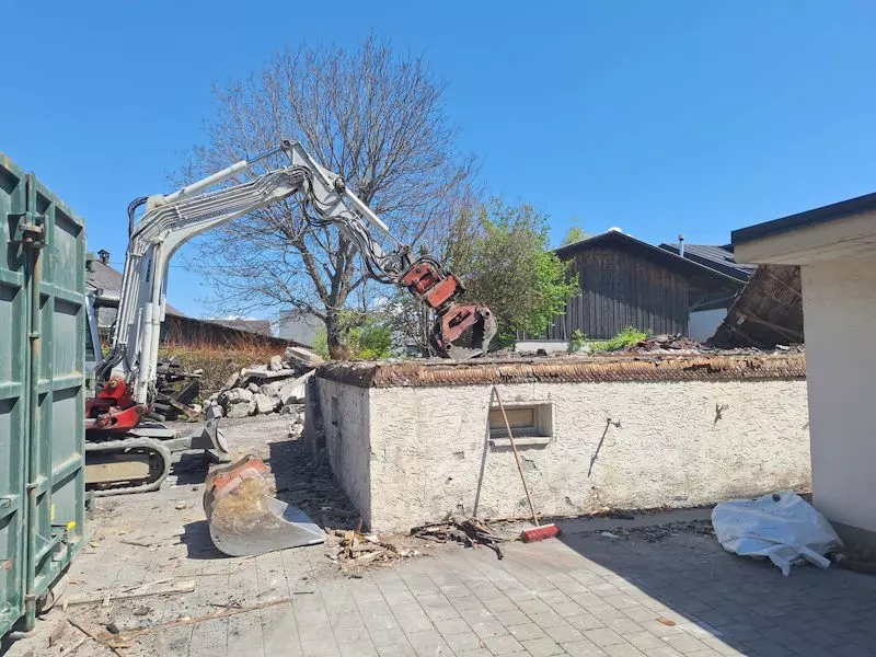 Abbrucharbeiten, Teilabbrüche bei Umbau, Renovierung, Schmid Erdbau, Hörbranz, Leiblachtal