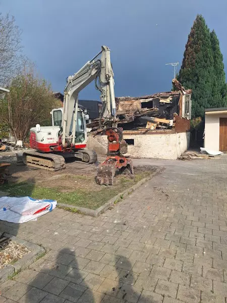 Abbrucharbeiten, Teilabbrüche bei Umbau, Renovierung, Schmid Erdbau, Hörbranz, Leiblachtal