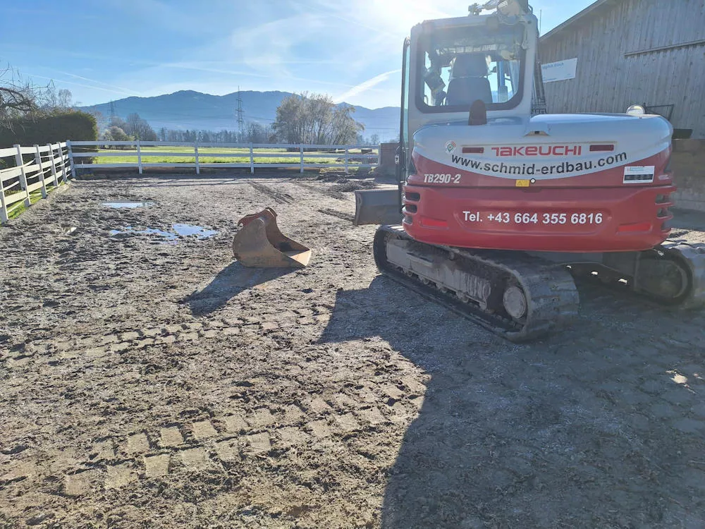 Schmid-Lösungen, Reitplatz Trockenlegung, Rodung, Baum fällen, Leiblachtal, Vorarlberg